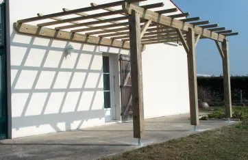 Pergola en résineux traité de classe 4