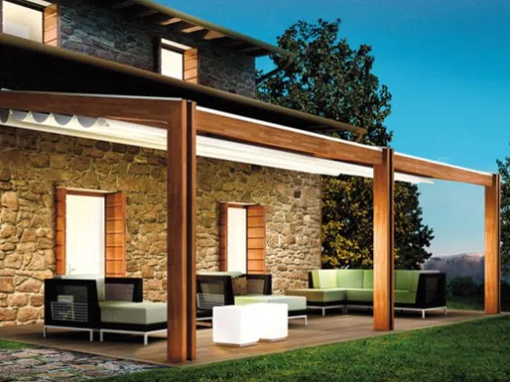 Simplicité de la structure bois pour cette pergola contemporaine